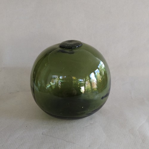 Vintage unusual flat bottom - flat,