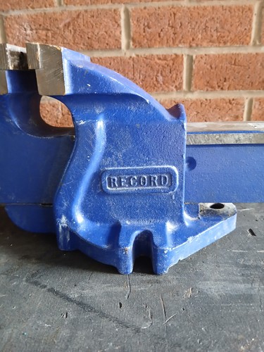 Record bench vice made - record,