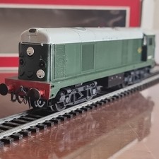 Lima 205156MWG OO Gauge BR Class 20 Diesel Locomotive D8027 Green Boxed