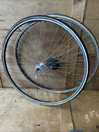 Bike wheels 700c campagnolo - wheels,