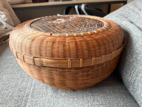 Vintage chinese lidded - vintage, sewing