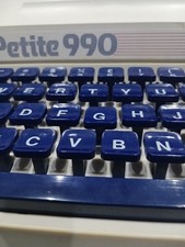 Petite 990 vintage typewriter