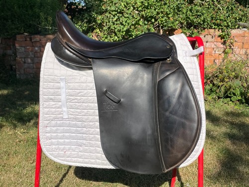 Balance saddle xxw - 17.5",