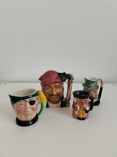 Toby jugs character set - toby,
