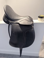 Heather Moffett Black Treeless