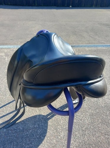 Bates caprilli dressage - caprilli, saddle