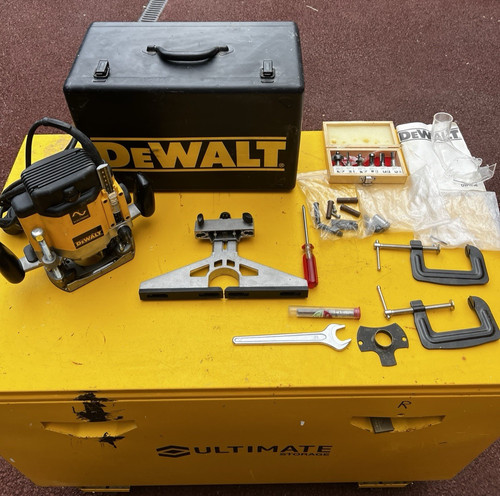 Dewalt router accessories - &,
