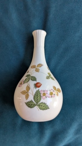 Wedgwood bone china - bone,