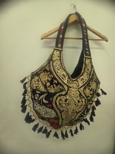 Black gold handmade vintage - gold,