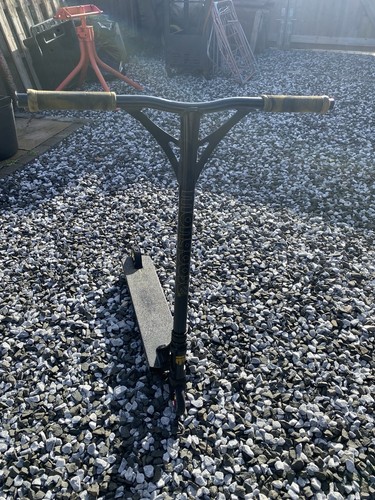 Mongoose brawler pro - mongoose, stunt