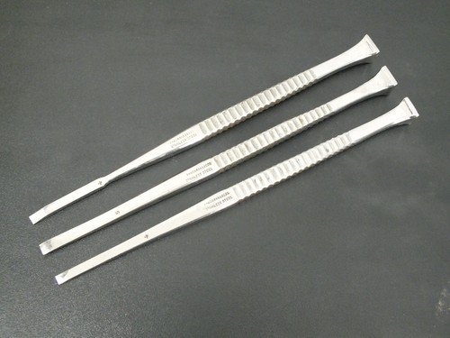 Three vintage surgical carving - vintage,