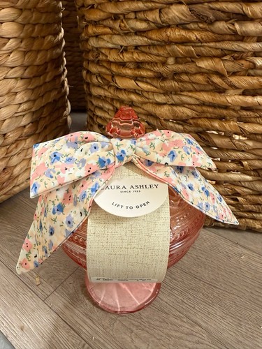 Laura ashley soy blend - ashley, candle