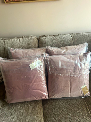 Laura ashley blush - 4x, cushions
