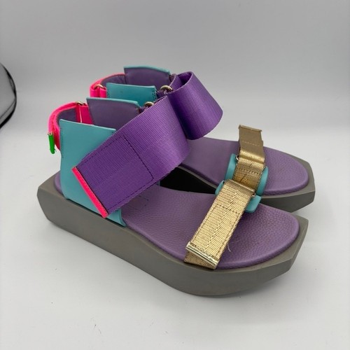 United nude delta - united,