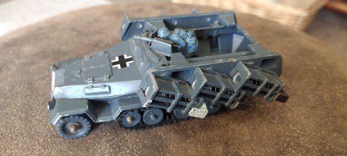 Corgi ww2 hanomag sdkfz - ww2,