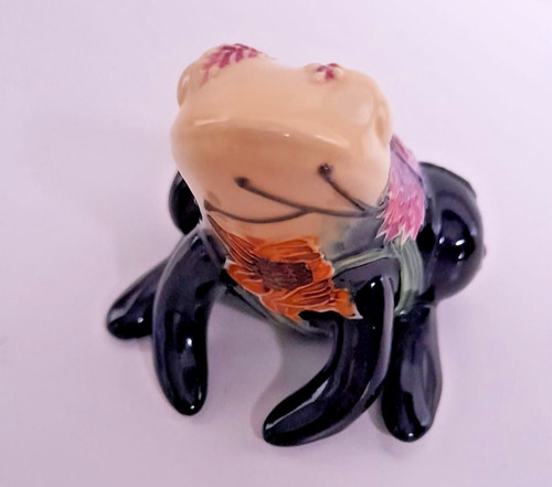 Old tupton ware frog with - ware,