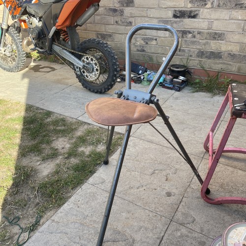 Vintage hill rest seat - vintage, hill-rest-seat