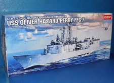 Academy AC14102 1/350 - U.S Navy Guided Missile Frigate USS Oliver Hazard Perry 