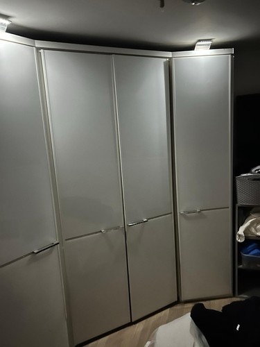 Corner walk gloss white - corner,