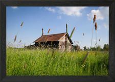 Picturesque wooden barn 1