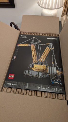 Retired lego 42146 technic - retired,