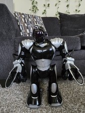 WowWee Robosapien V2 Black Edition Robot – Tested - No Remote