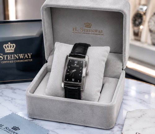 Steinway rectangular quartz - h.,