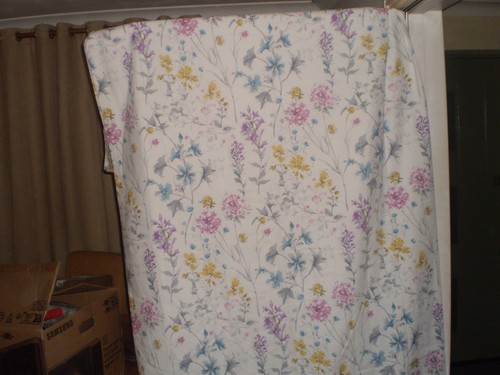 Laura ashley wild meadow - laura,