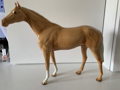 Beautiful large beswick - beautiful,