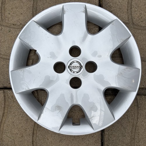 Oem nissan micra wheel trim - micra,