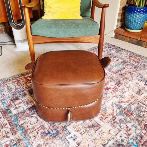 Vintage caramel brown retro - caramel,