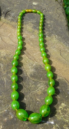 Stunning vintage vibrant - vibrant, green