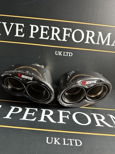 Akrapovic gloss black carbon - black,