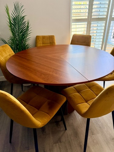 Skovby round dining table - #33,