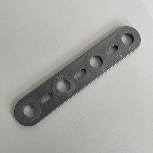 Meccano spares pieces a004 - meccano,