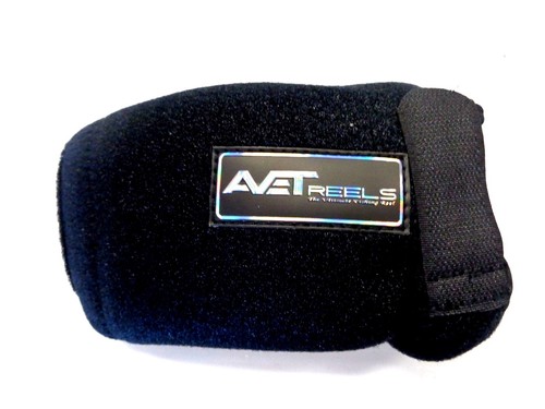 Avet padded reel - avet,