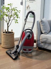 Miele Cat&Dog, 300-2200w  Vacuum Cleaner, 3 Months Warranty (109) 