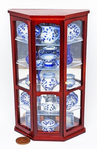 Dolls house filled shelf - filled, 4