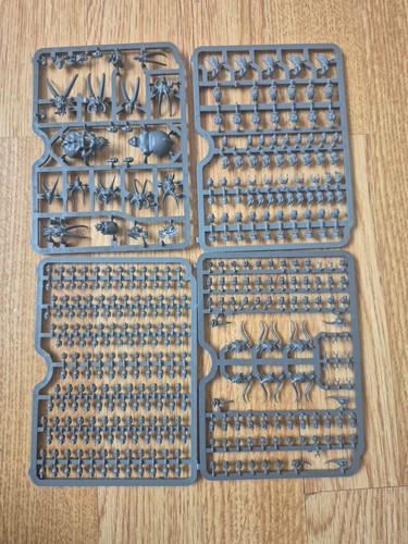 Warhammer 40k skulls - skulls, on