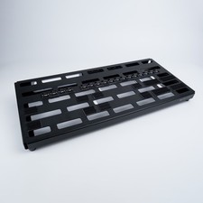 Warwick Rockboard Tres 3.1 Pedalboard with mounts and locking input jack