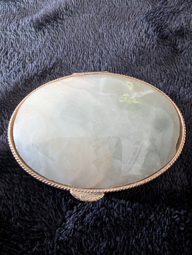 Onyx gold tone trinket box - box, 7cm