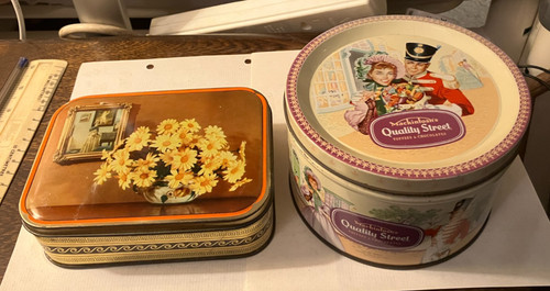 Vintage tins square edward - vintage,