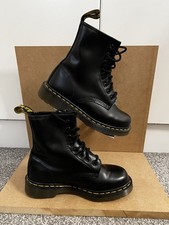 Dr. Martens 1460 Boots UK Size