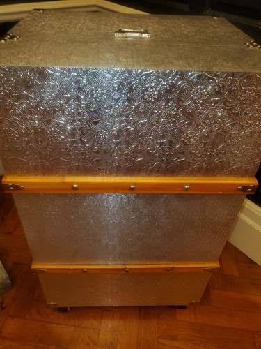 Vintage style wardrobe steamer - style,