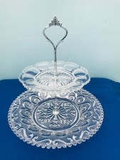 Pretty 2 Tier Cake Stand
