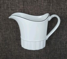 Wedgwood Colosseum Platinum