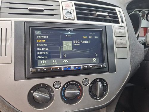 Alpine ilx 705d touch - 7,