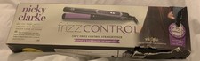 Nicky Clarke Straightener