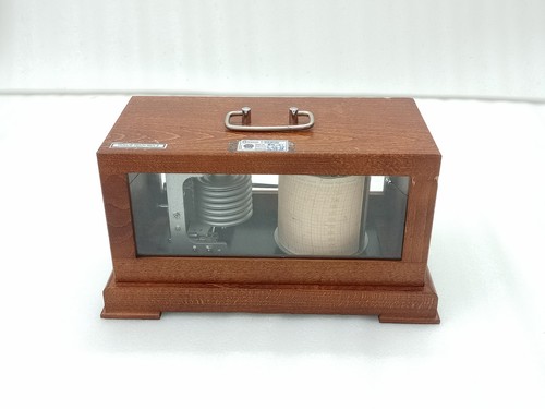Russell scientific barograph - russell,