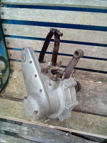 Triumph 3hw 350 engine - 350,